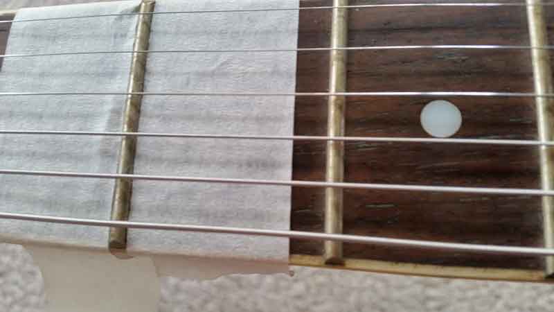 how-to-polish-guitar-frets-mask-frets